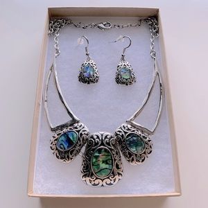 Nice blue green silver necklace and earrings set